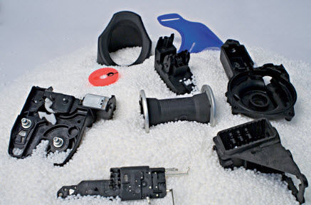 PVC-Spritzgießen - INITIAL - technische Teile / Prototyping / Kleinserien