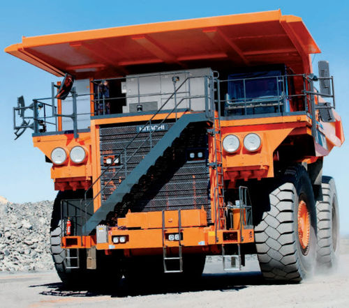 Starrer Muldenkipper - EH4000AC-3 - Hitachi Construction Machinery Europe - Diesel / für Bergbau