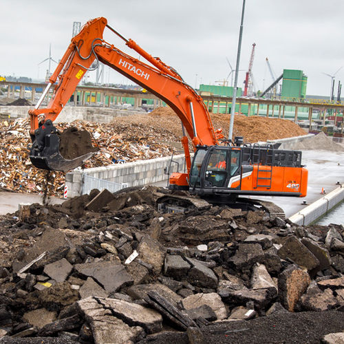 Großformatiger Bagger - ZX490LCH-7 - Hitachi Construction Machinery Europe - auf Raupen / Diesel / für Baustellen