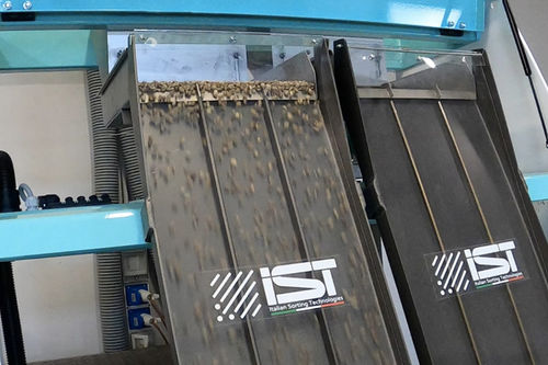 Sortieranlage für die Lebensmittelindustrie - I.S.T. ITALIAN SORTING TECHNOLOGIES - für Recyclingprodukte / optisch / für Kunststoff