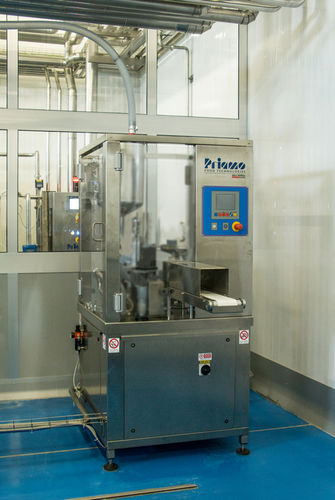 Füllmaschine für Behälter - PRIAMO FOOD TECHNOLOGIES - automatisch / für Creme / für Flüssigkeiten