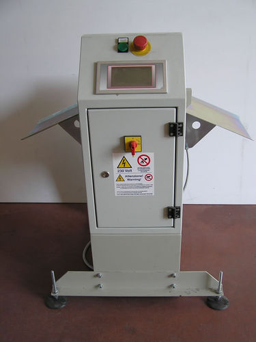 Steuer-Kontrollwaage - G.F.T. AUTOMAZIONI - für Verpackung / für die Verpackungsindustrie / Touchscreen-Bedienung