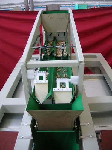 Wiegemaschine mit Schwingförderer - G.F.T. AUTOMAZIONI - für Nudeln / für Schüttgut / automatisch