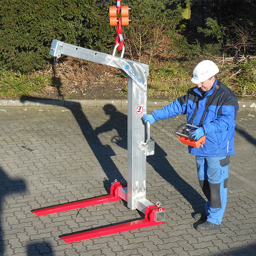 Regelbare Palettengabel - PG series - Böcker Maschinenwerke GmbH - für Paletten / für lange Produkte / für Transport