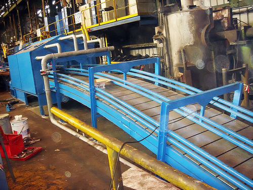 Steilförderer - atmos - für Teile / für die Metallindustrie