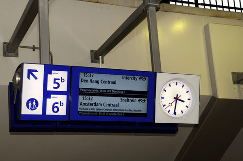Einbaufähige Uhr - MOBATIME Swiss Time Systems - Digital / LED / Synchron