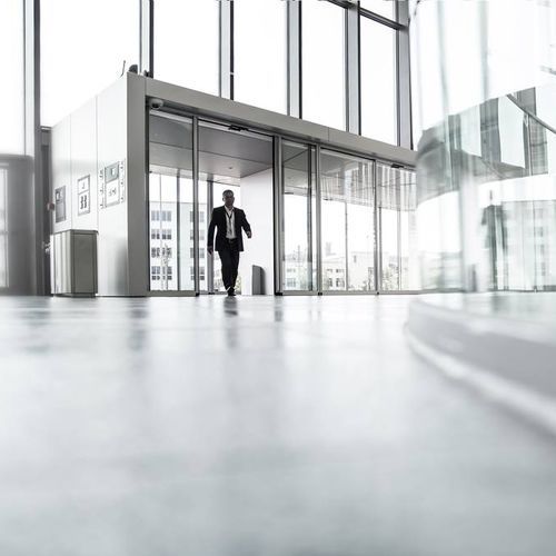 Schiebetür - Standard - Gilgen Door Systems AG - für den Innenbereich / Zugang