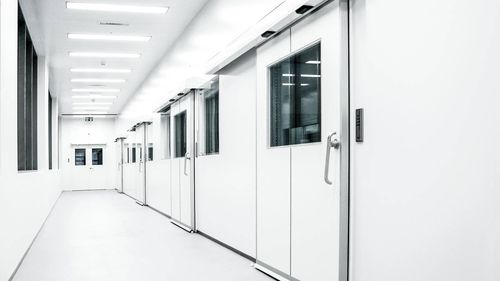 Schiebetür - Gilgen Door Systems AG - für den Innenbereich / automatisch / hermetisch verschlossen