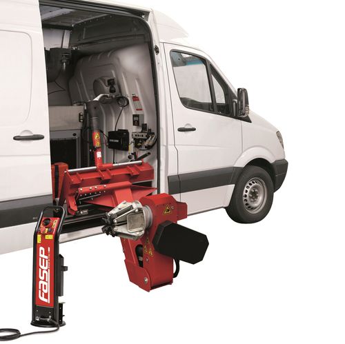 Reifenmontiermaschine für LKW - RGU.2671.Mobile - FASEP 2000 SRL - automatisch / horizontal / elektrohydraulisch