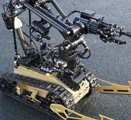 Inspektionsroboter für gefährliche Umgebungen - ATRAX - Shark Robotics (Shark Energy) - auf Raupen / für Arbeitseinsätze / Handhabung