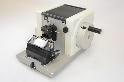Benchtop-Mikrotom - CUT 4060 - Weinkauf Medizintechnik - manuell