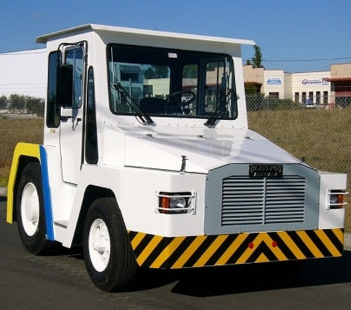 Dieselschlepper - F1-80 - Panus Assembly - 4 Räder / Sitz / Schlepp
