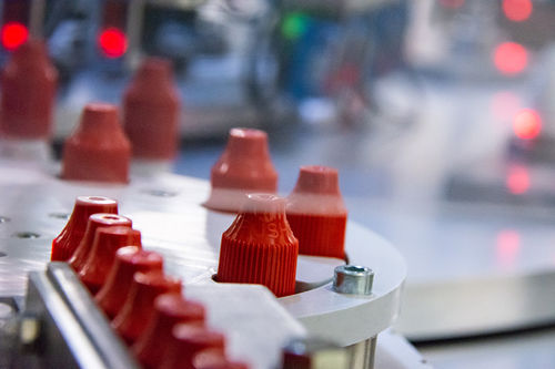 Verklebung für die Pharmaindustrie - HTP Europe - Kunststoff / ISO 9001 / ISO 9100