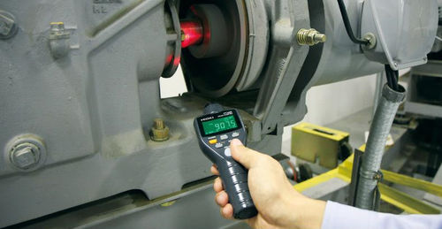 Kontaktloser Tachometer - FT34 series - HIOKI EUROPE GmbH - Handgerät / mit Digitalanzeige