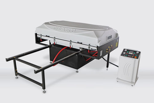 Platten-Thermoformmaschine - Eco - BUGATOOL MACHINES SL - für Corian® / automatisch / Vakuum