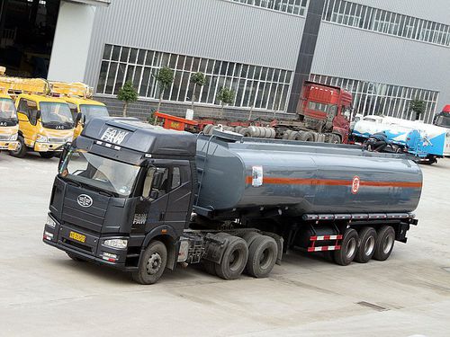 Tank Sattelauflieger - CLW9400GHYC - CLW GROUP - für Industriematerial / für Gefahrguttransport / 3-Achsen