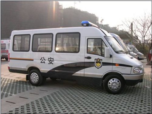 Dieselbetriebene Abschleppwagen - DongFeng 4x2 - CLW GROUP - 4 Räder / für Fahrzeuge / mit Fernbedienung