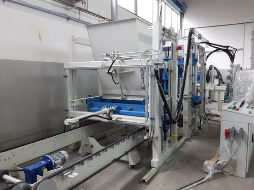 Block Maschine / Beton - SUMAB R-500 - Scandinavian UK Machines AB
