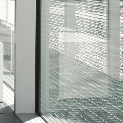 Metall-Gitterrost - Lichtgitter GmbH - Press / bodenstehend