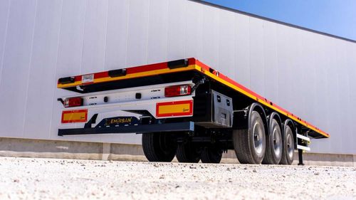 Plattform-Sattelauflieger - Emirsan Trailer - für Containertransport / 3-Achsen / angehängt