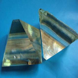 Kristall / Kalium-Titanyl-Phosphat (KTiOPO4 KTP) - UNI Optics Co., Ltd - Betabariumborat BaB2O4 BBO / Neodym-dotierter Yttrium-Orthovanadat Nd YYVO4 / Lithiumniobat LiNbO3