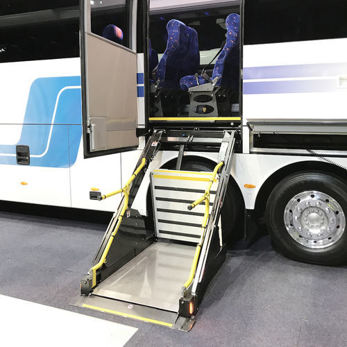 Faltbare Ladebordwand - DH-CH101.05 - Dhollandia - seitenmontiert / für Rollstühle / für Bus