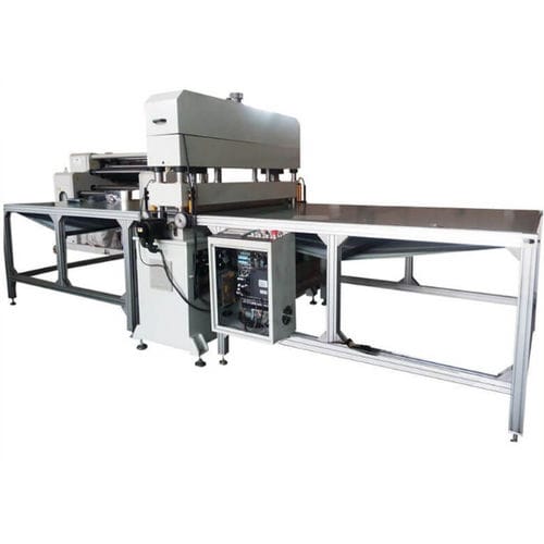 Schneidemaschine mit Ausstecher - XCLP3 series - Kunshan Dapeng Precision Machinery Co., Ltd. - für PVC / für Leder / für Platten
