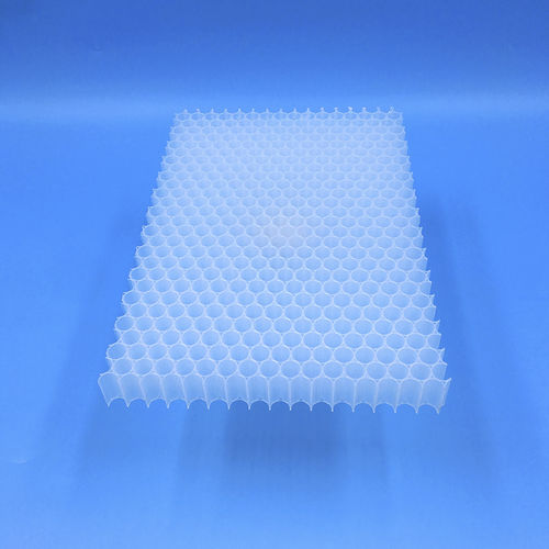 PET-Wabengitter - Jiujiang Xingli Beihai Composite Co., Ltd. - PP / aus PC / thermoplastisch