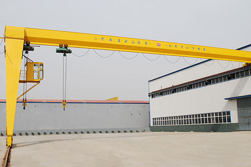 Schienenmontierter Halbportalkran - Henan Kuangshan Crane Co., Ltd. - für Werkstatt / Einträger