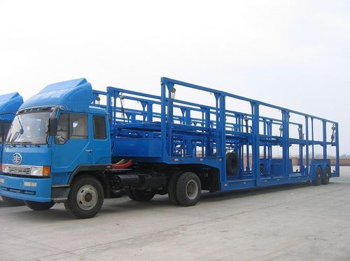 2-Achsen-Sattelauflieger - Shandong Liangshan Huayu Group Auto Manufactory Co., Ltd. - angehängt