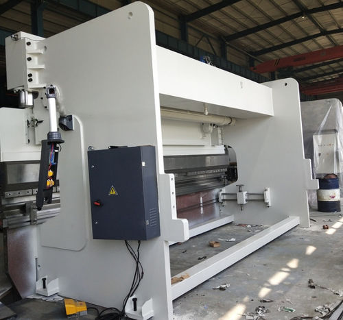 Elektrohydraulische Abkantpresse - WC67Y/K - Anhui Runbang Heavy Industry Machinery CO., Ltd. - CNC