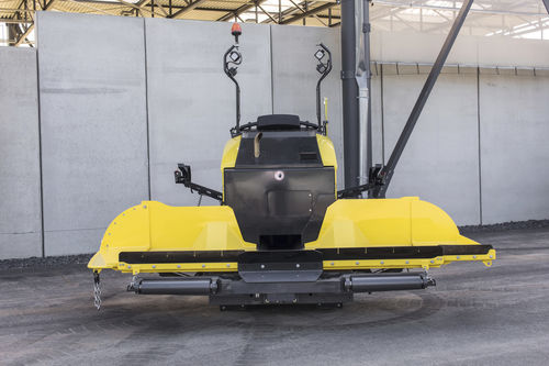 Asphaltfertiger - BF 200 C-2  - BOMAG - Beschickung