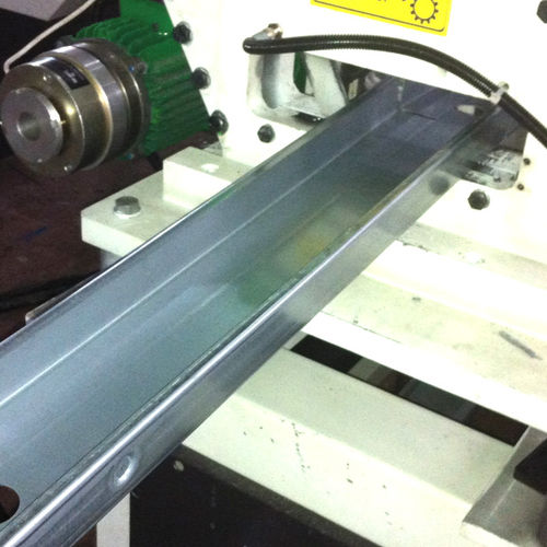 Profiliermaschine für Sigma-Profile - DMMET GROUP - mit Ausschneidefunktion
