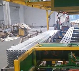 Stapelmaschine für Aluminiumprofile - Shanghai Fhope machinery co.,ltd - automatisch
