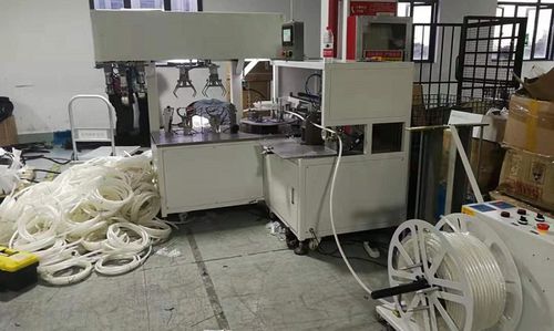 Rohrwickelmaschine - Shanghai Fhope machinery co.,ltd - automatisch