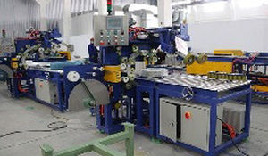 Horizontaler Stretchwickler - Shanghai Fhope machinery co.,ltd - automatisch / für Schläuche / mit Förderer