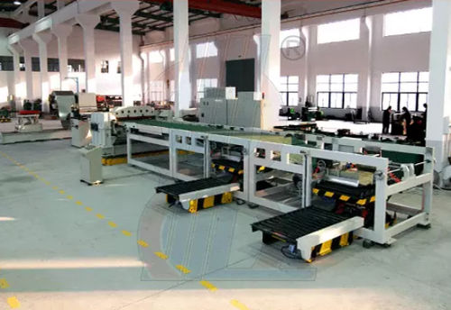 Schneidanlage mit Ausstecher - FS-1 - Hengli CNC TechnologyCo., Ltd - für Aluminium / für Platten / für Spulen