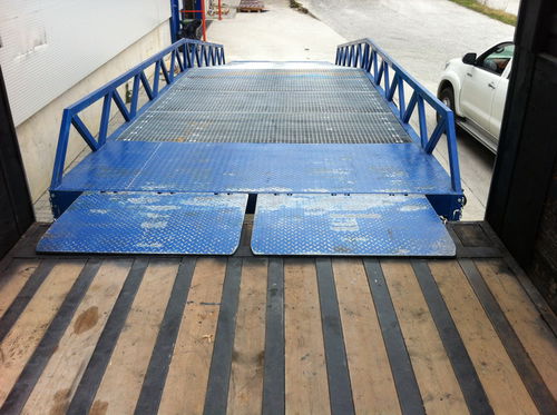 Fahrzeugrampe - Kale Rampa - für LKW / Umschlag / für Gabelstapler