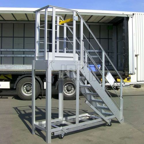 Arbeitsplattform - JOMY SA - Transport / mobil / Offroader
