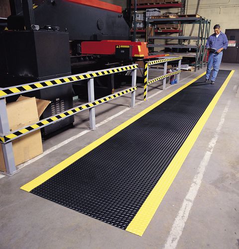 Rutschfeste Matte - 737 Diamond Plate Runner™ - Justrite Safety Group - PVC / für den Innenraum / schwarz