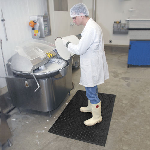 Rutschfeste Matte - Superflow® XT Nitrile 567 - Justrite Safety Group - Gummi / für Hygieneanwendungen / schwarz