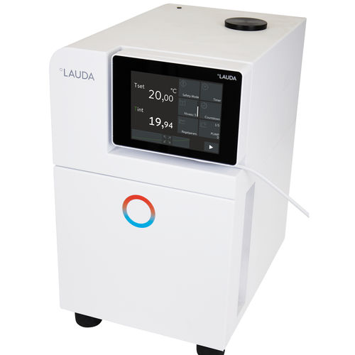 Umwälzthermostatbad - PRO P series  - LAUDA DR. R. WOBSER GMBH & CO. KG - mit Digitalanzeige / kompakt / für Laboranwendung