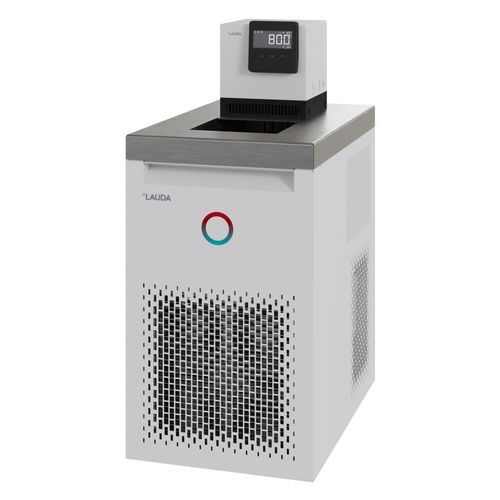 Gekühltes Thermostatbad - Universa U 830 E - LAUDA DR. R. WOBSER GMBH & CO. KG - mit Digitalanzeige / Umwälz / automatisch