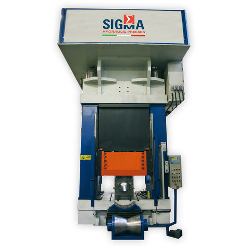 Produktionsstätte für Rohre - SIGMA PRESSE S.r.l. - für das Bauwesen / für die Blechbearbeitung / Container
