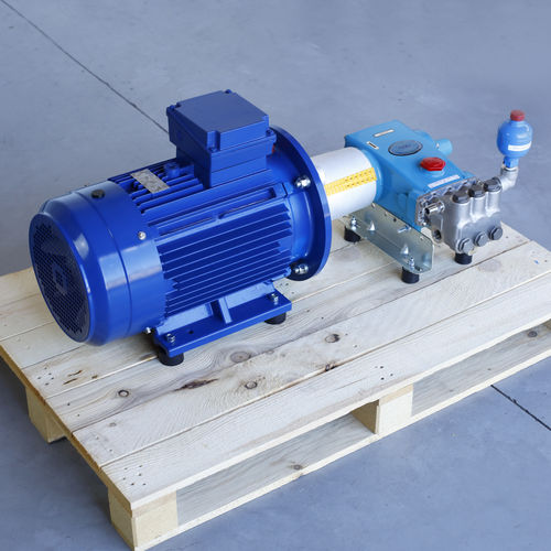 Kolbenpumpenaggregat - Three Es - Wasser / mit Elektromotor / selbstansaugend
