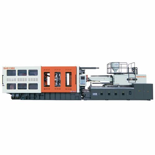 Horizontale Spritzgießmaschine - SHE1360 - NINGBO SANSHUN MACHINERY & TECHNOLOGY CO.,LTD - servoelektrisch / Kniehebel / Hochleistung