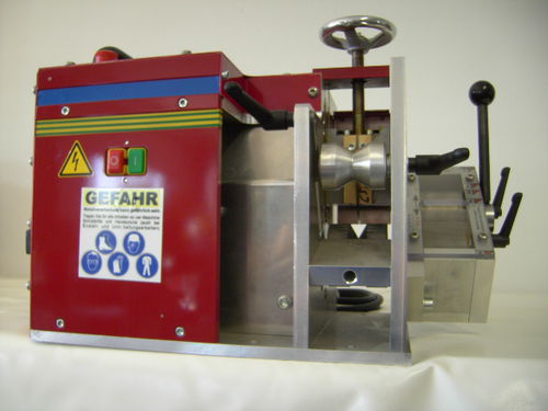 Abisoliermaschine für Kabel - RMH 65Q - JMC Recycling Systems Ltd - elektrisch / robust