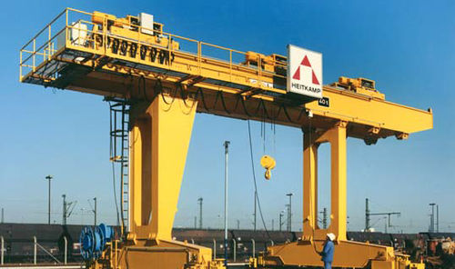 Portalkran für Container - Helmut Kempkes GmbH - Zweiträger / Einträger