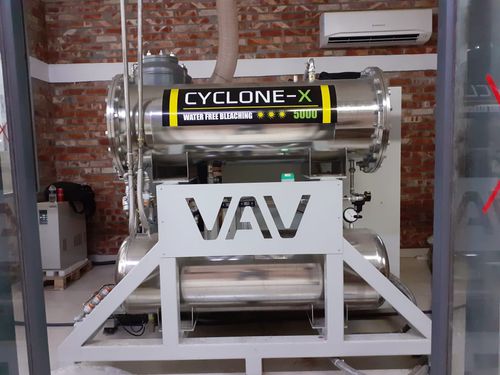 Rein-Ozongenerator - CYCLONE-X - Vav Technology - trockenlaufend / für hochreine Anwendungen / hochkonzentriert