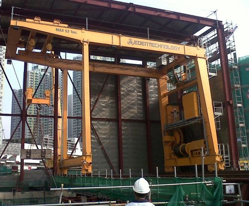 Gleitender Portalkran - Eden Tech Srl - für U-Bahn / für Tiefbauarbeiten / für Tunnelbau